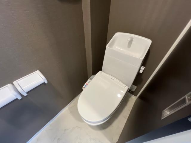 トイレ　シャワー付トイレ