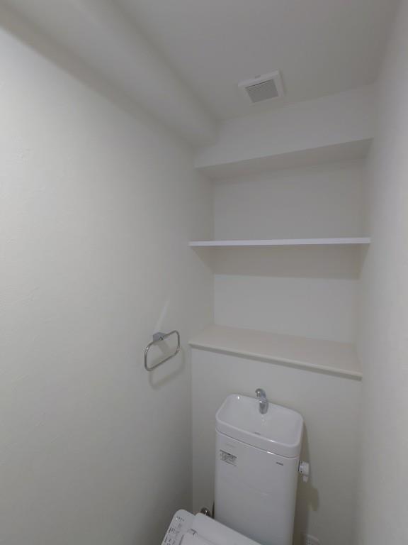 ラ・プレス新栄のトイレ写真