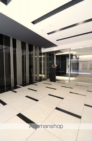 ＪＲ山手線 巣鴨駅 徒歩5分 11階建 築6年の外観写真
