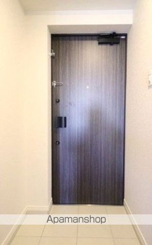 ＪＲ山手線 巣鴨駅 徒歩5分 11階建 築6年の玄関写真