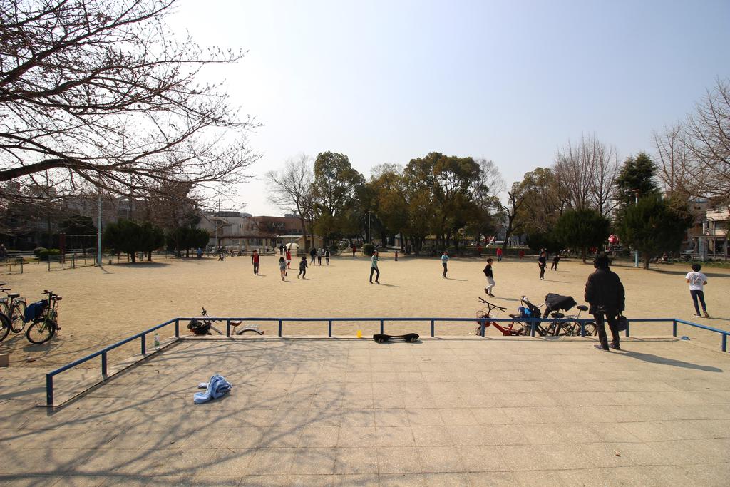 【セベ森小路の公園】