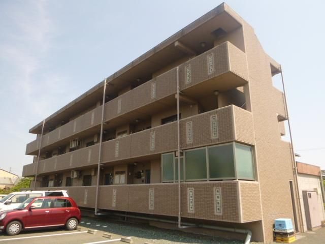 浜松市中央区三方原町のマンションの建物外観