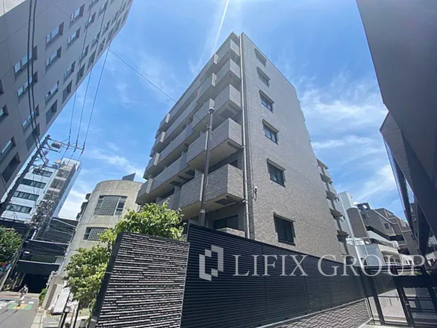 新宿区矢来町のマンションの建物外観