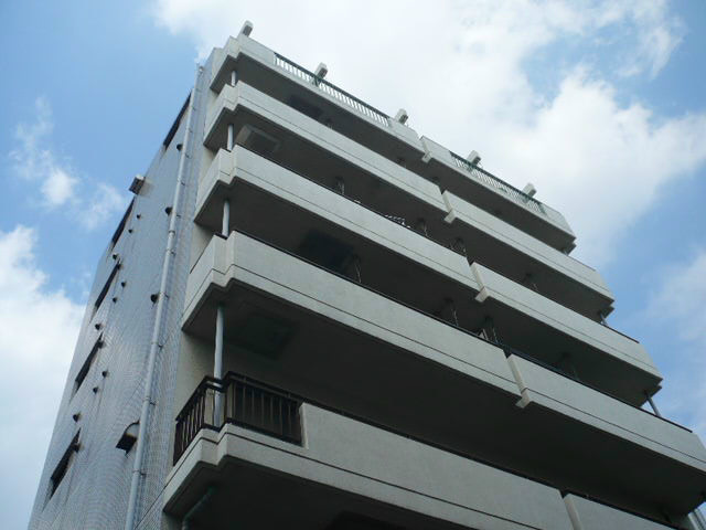 江東区南砂のマンションの建物外観