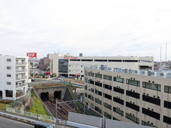 【川崎市高津区梶ケ谷のマンションの眺望】