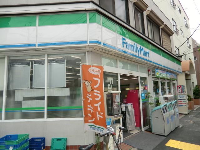 【荒川区町屋のアパートのコンビニ】