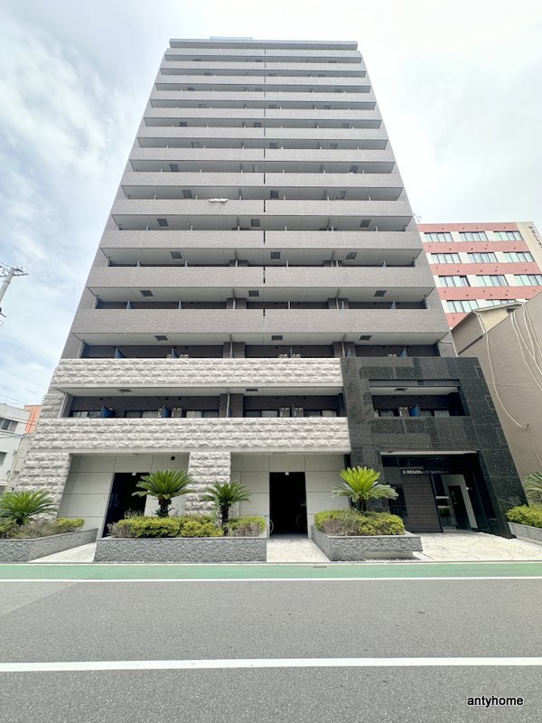 【S-RESIDENCE難波Brillerの建物外観】