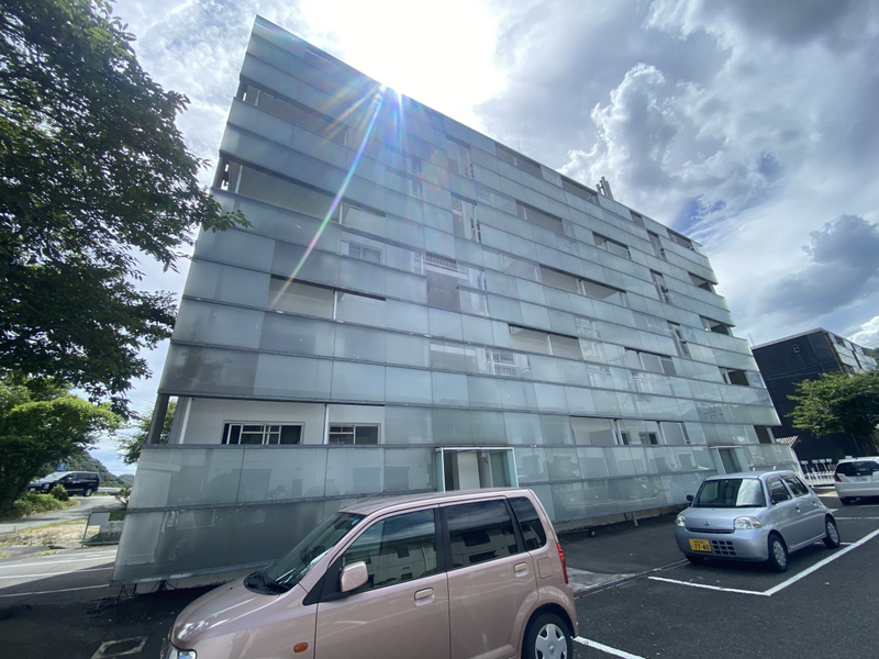 銀の馬車道壱番館の建物外観