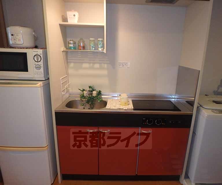 【宇治市槇島町のマンションのキッチン】