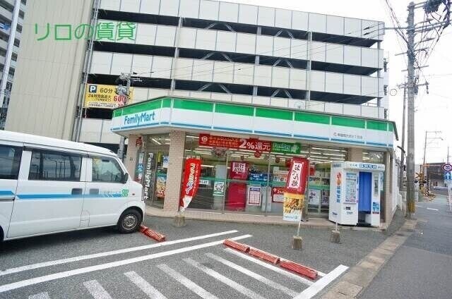 【福岡市博多区元町のアパートのコンビニ】