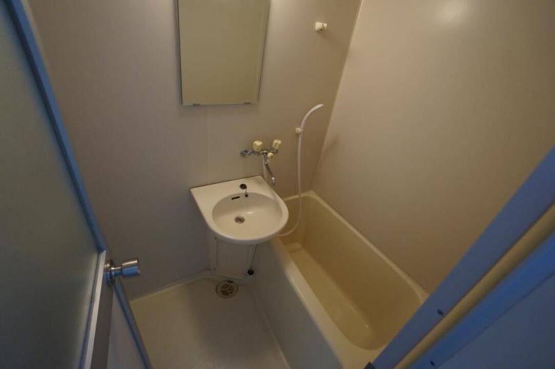 バス・シャワールーム　浴室