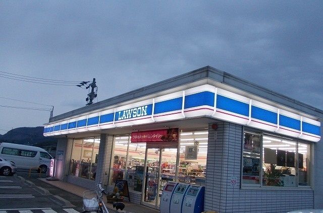 コンビニ　ローソンさん（コンビニ）まで90m