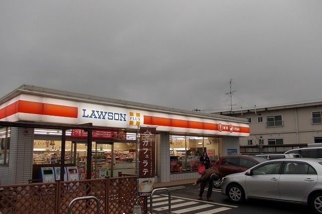 コンビニ　ローソンさん（コンビニ）まで3500m