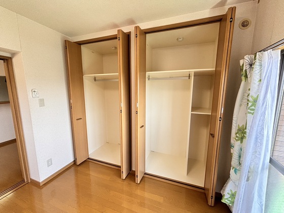 収納　クローゼット