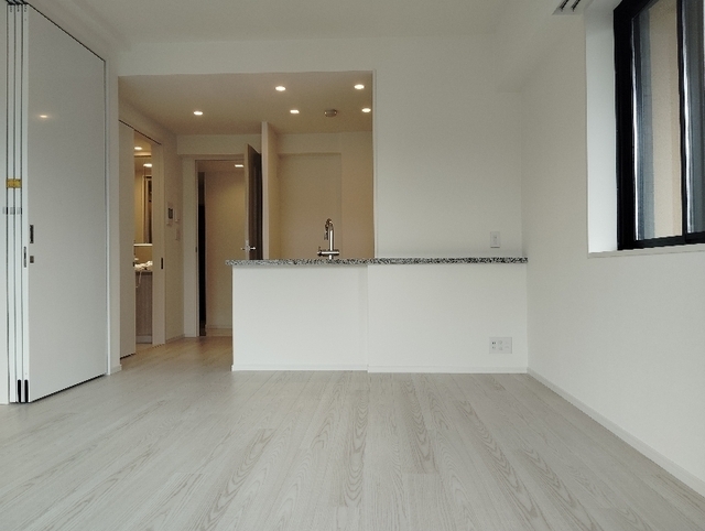 居室・リビング　床暖房付　フローリング