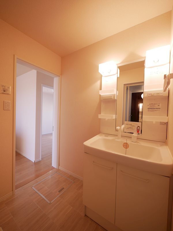 洗面設備　シャンプードレッサー