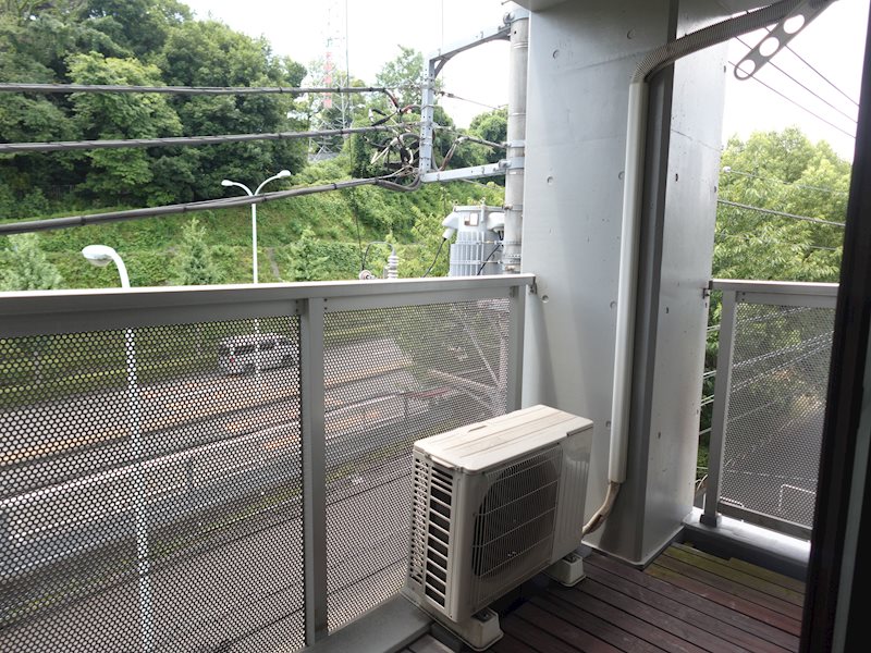 バルコニー　お洗濯も干すことができます！