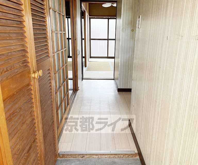 その他部屋・スペース　きれいな廊下です。