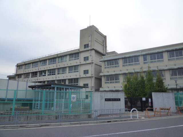 小学校　堺市立深井小学校（小学校）まで954m