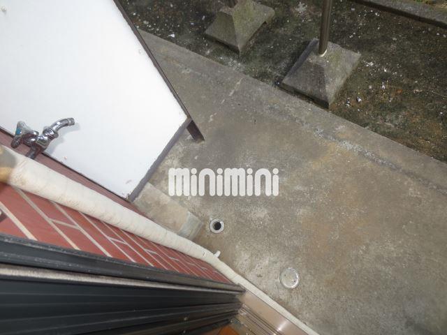 その他部屋・スペース　室外洗濯機置場