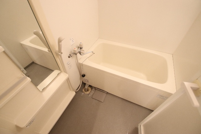 バス・シャワールーム　別部屋の写真です。※現状優先