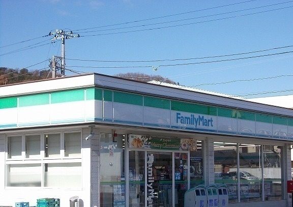 コンビニ　ファミリーマート沼津下河原町店（コンビニ）まで190m