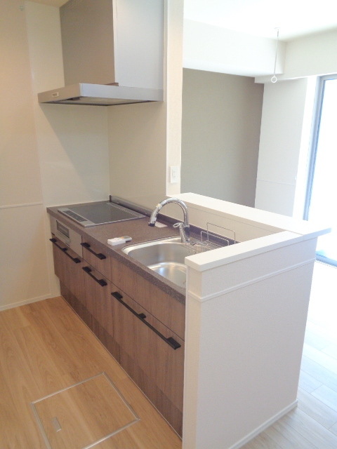 キッチン　火を使わないので安心ＩＨクッキングヒーター