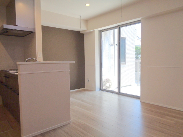 居室・リビング　解放感のあるリビング１２．７帖