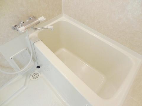 バス・シャワールーム　浴室