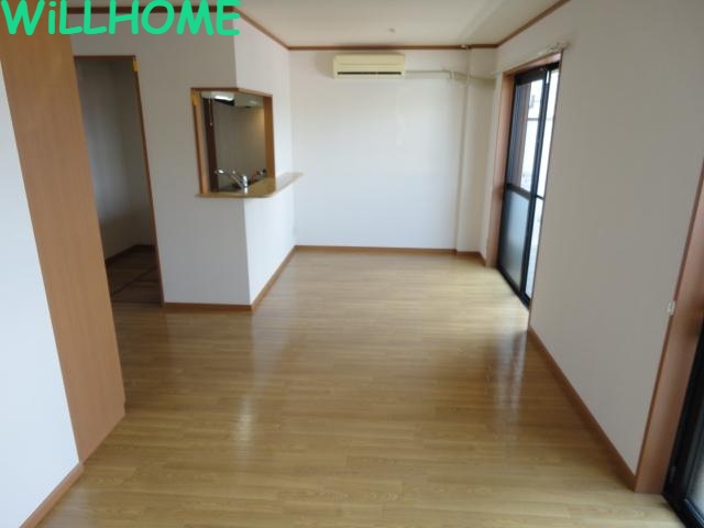 居室・リビング　リビング