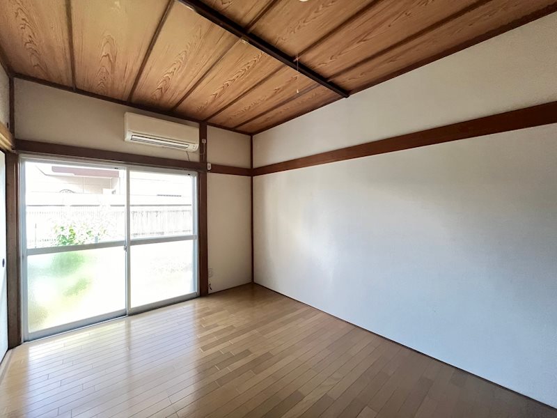 居室・リビング　別の部屋の写真です。