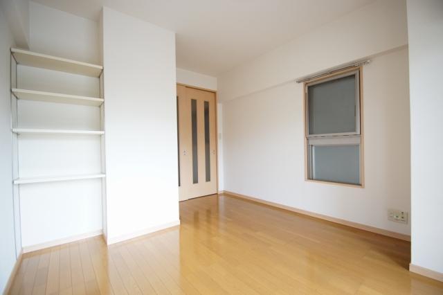 居室・リビング　QREST博多東I