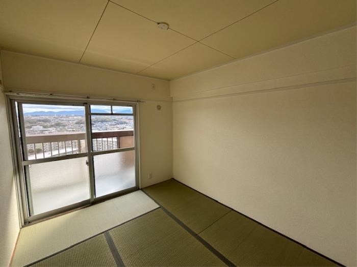 UR泉北原山台一丁団地2号棟の内装写真