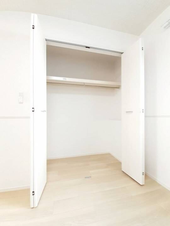 収納　クローゼット