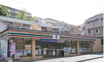 コンビニ　セブンイレブン川崎西生田店（コンビニ）まで1065m