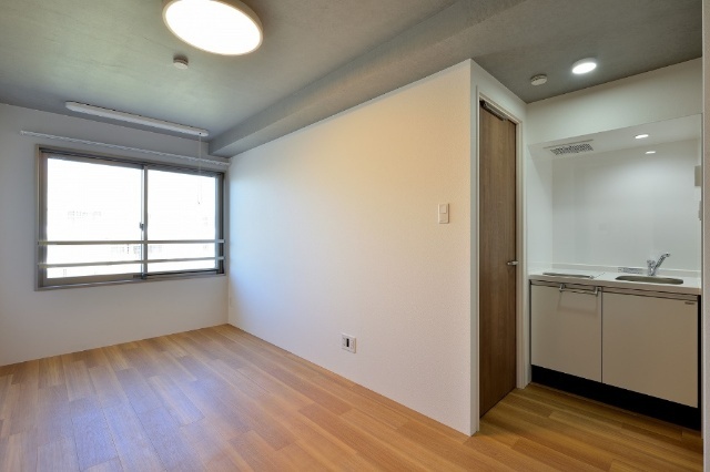 居室・リビング　部屋は３０１