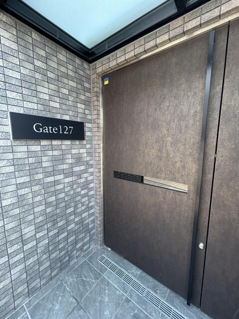 エントランス　建物の入り口です