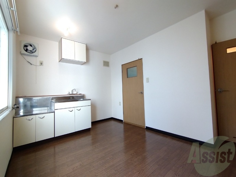 居室・リビング　７帖のキレイなお部屋が広がっていて、充実した生活が送れそう。