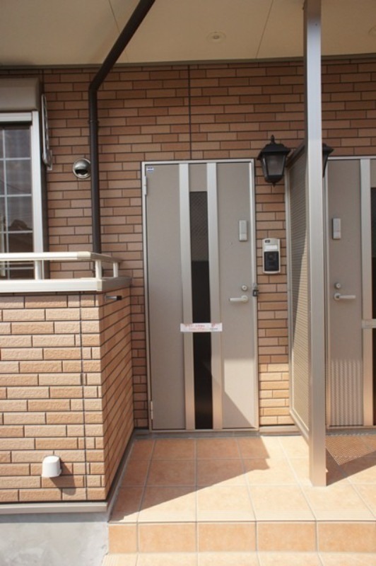 玄関　図面と現状に相違がある場合には現状を優先