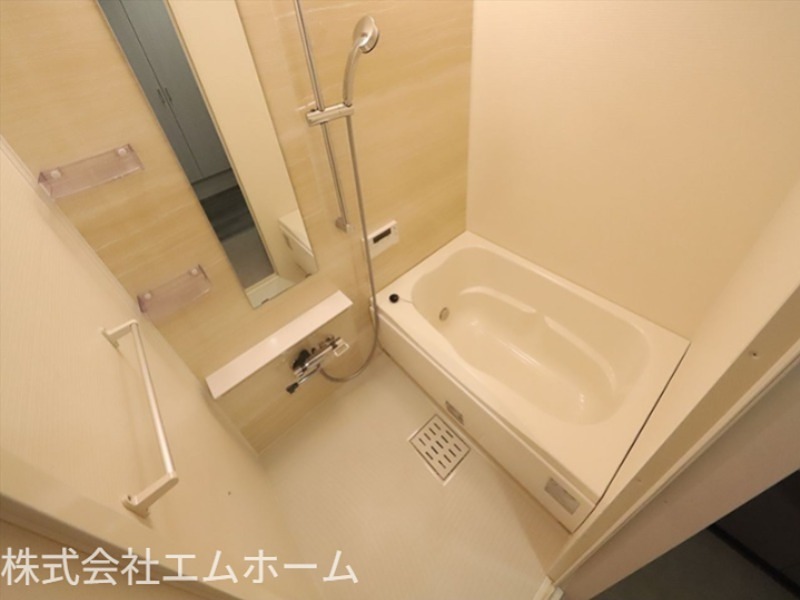 バス・シャワールーム　浴室暖房乾燥機付お風呂