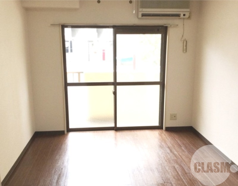 居室・リビング　明るいお部屋です♪