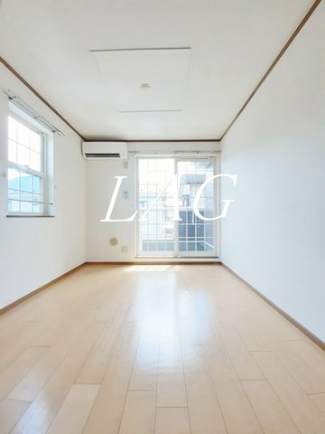 居室・リビング　洋室のお部屋です。