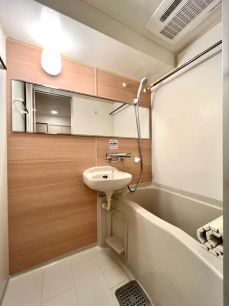 バス・シャワールーム　日々の疲れを癒すお風呂付です