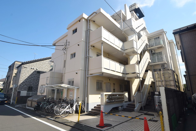 建物外観　～青い空～