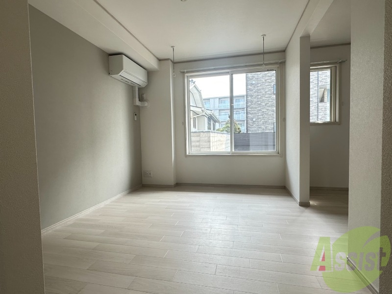 居室・リビング　南向きのリビングは陽当たりも良く気持ちがいいです。