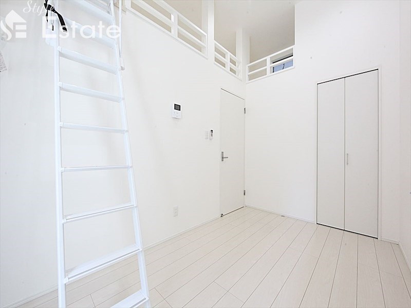 居室・リビング　内装