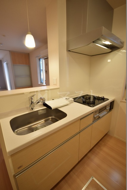 キッチン　※室内写真は別のお部屋となります。