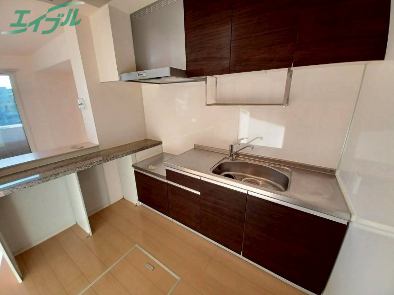 キッチン　同型参考写真