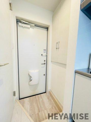 玄関　※別号室のお部屋の画像です。現況優先※