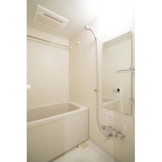 バス・シャワールーム　※写真は同タイプ住戸です。